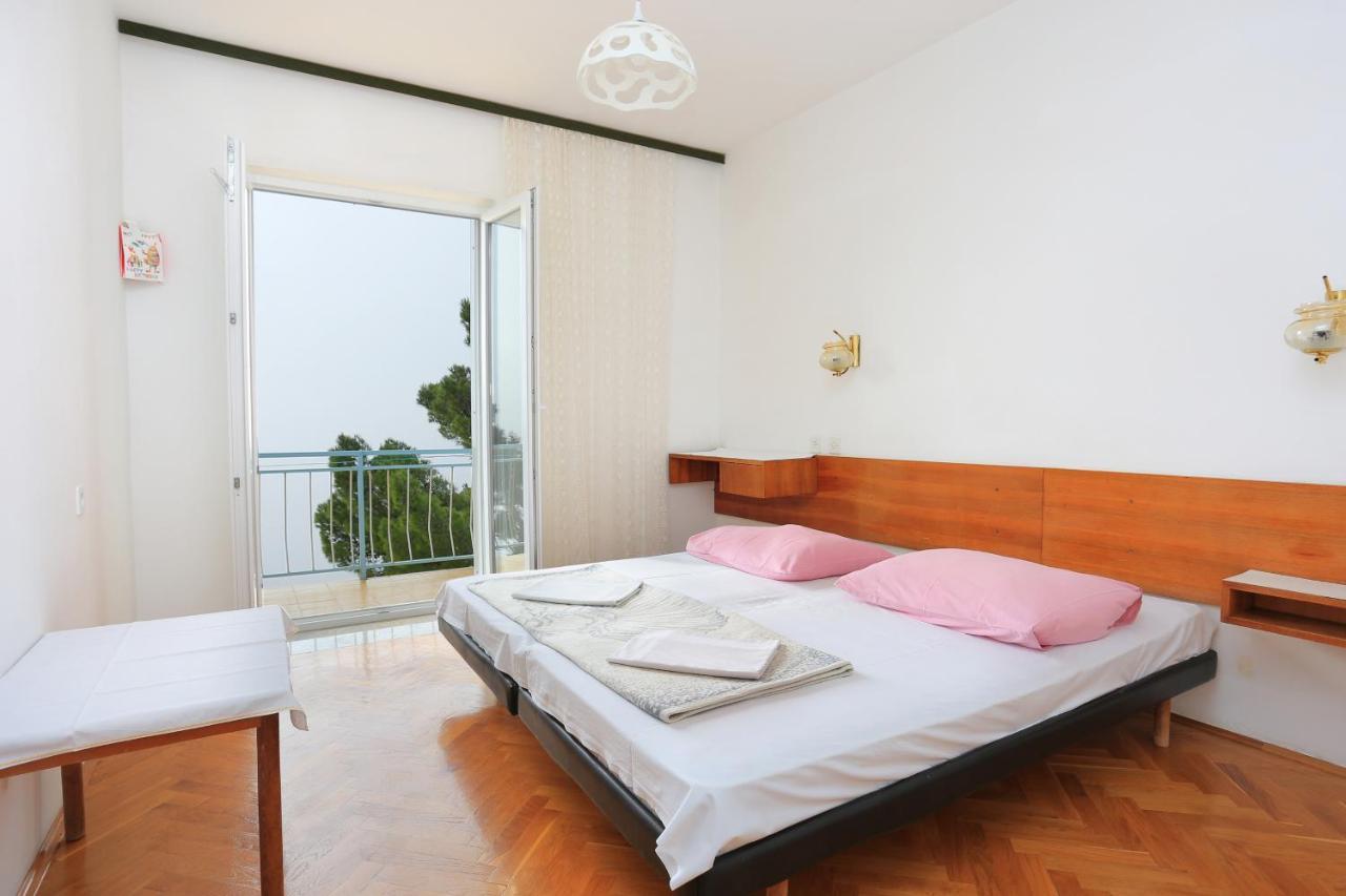 Rooms With A Parking Space Brela, Makarska - 17281 Ngoại thất bức ảnh