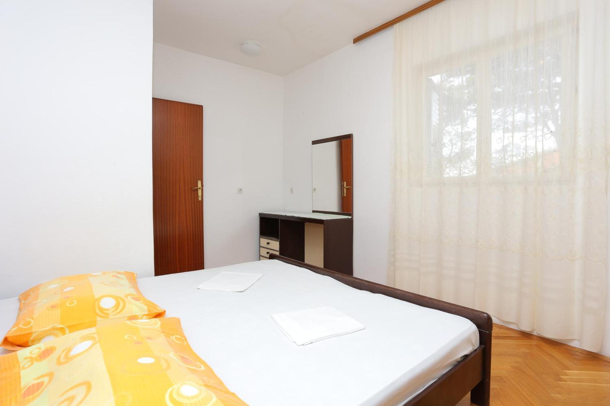 Rooms With A Parking Space Brela, Makarska - 17281 Phòng bức ảnh